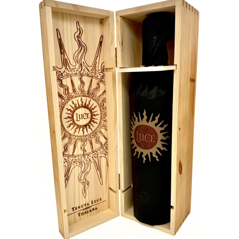 Vino rosso Luce Tenuta Luce dello shop online dell’enoteca in Penisola Sorrentina - Enoteca Il Grappolo Sorrento